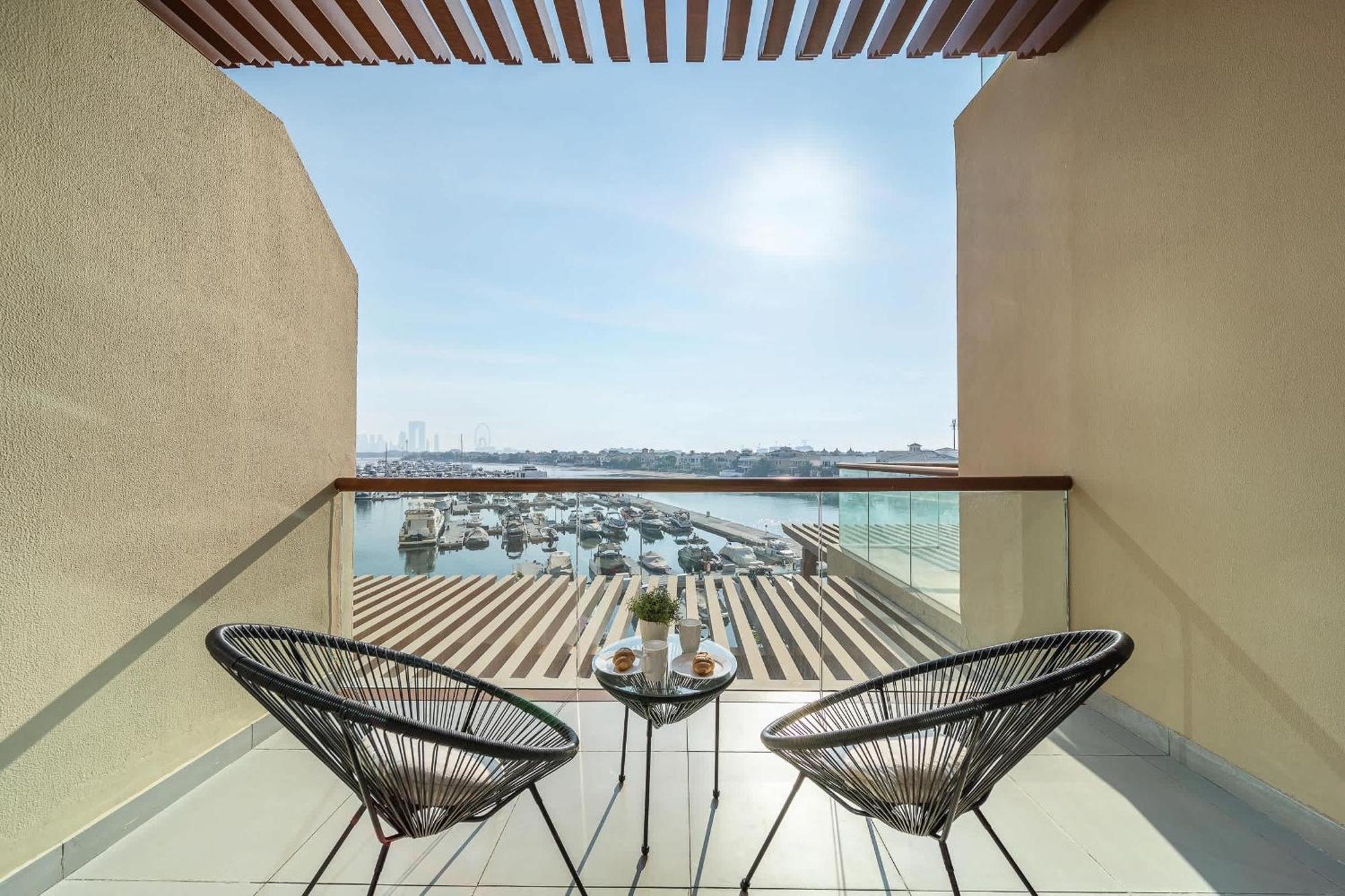Airstay - Bright - Sea View - Palm Jumeirah - Monthly Offer Available Dubai